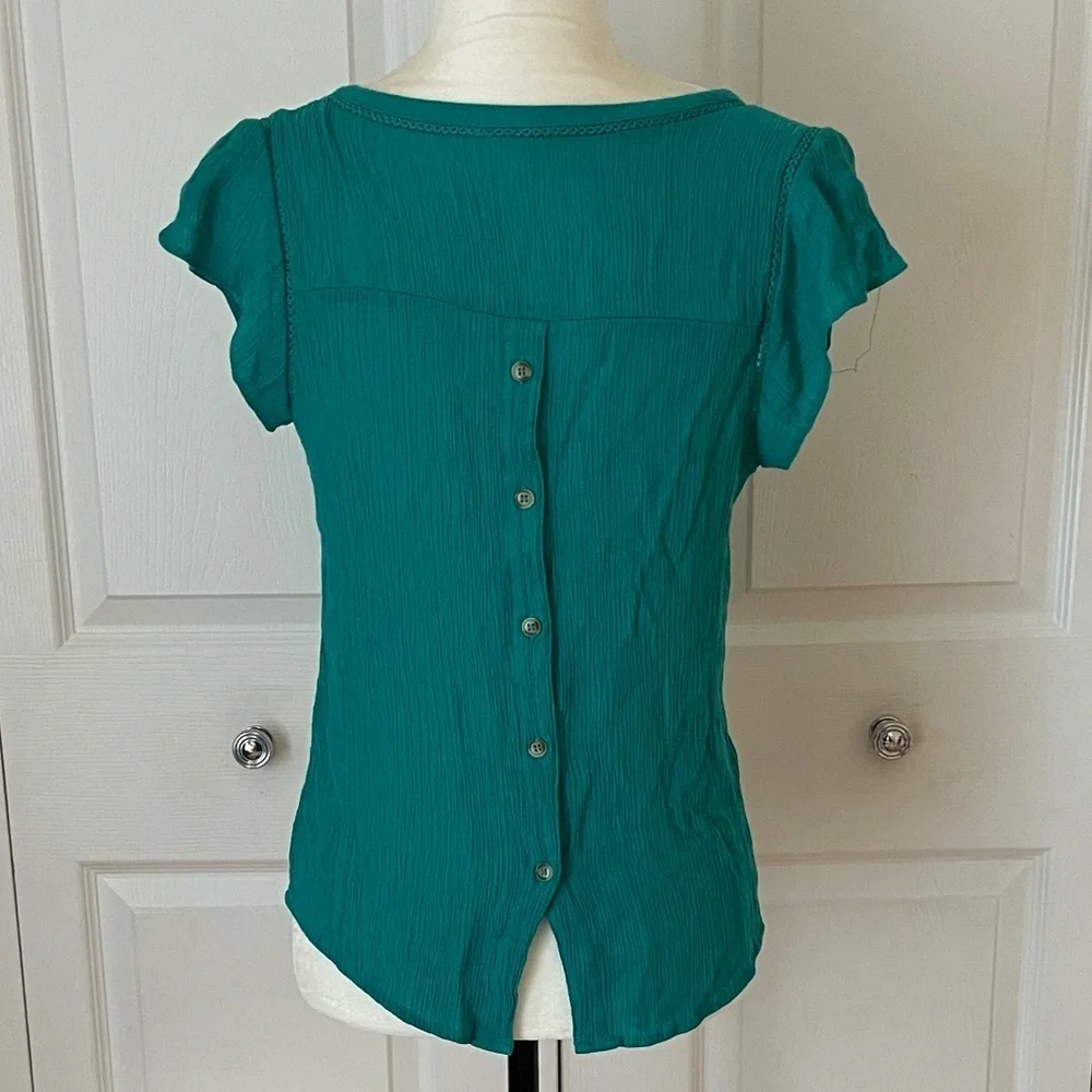 Sweet Wanderer Women's Green Round Neck Tab Sleeve Short Sleeve Top Size S